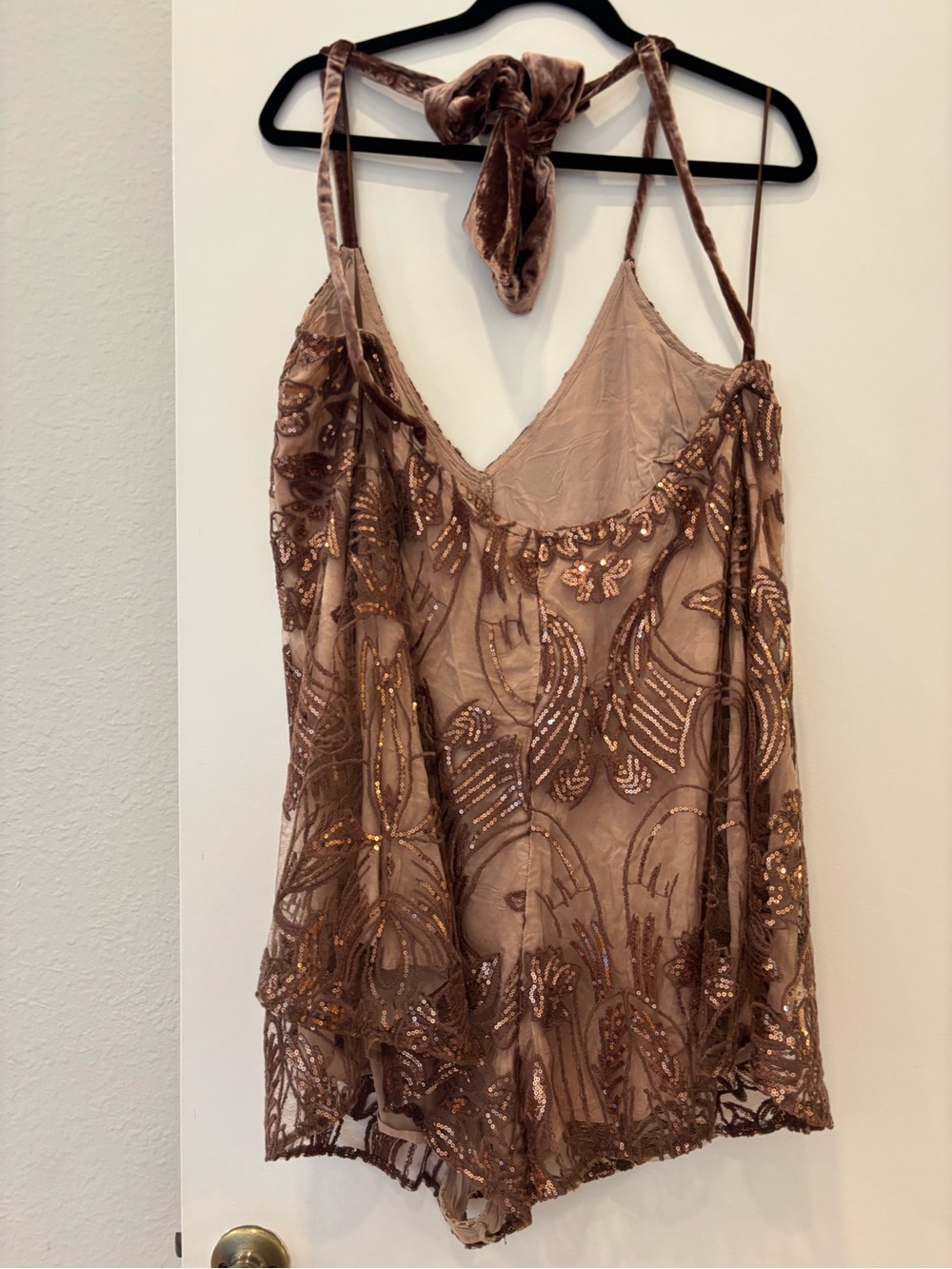 Free People Beaded V-Neck Halter Top short bottom Swingin It Romper Boho Glam - Picture 3 of 8